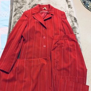 Caslon Pant/Skirt Suit